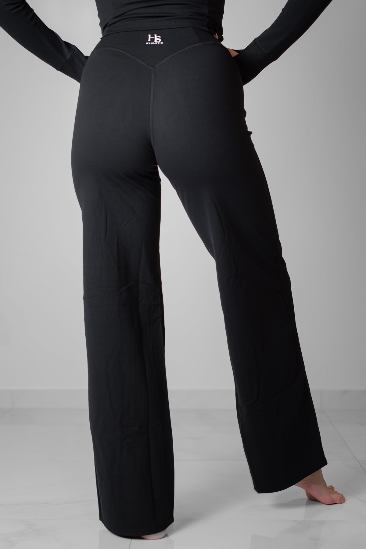 Laaja leikkaus leggingsit HS Flow