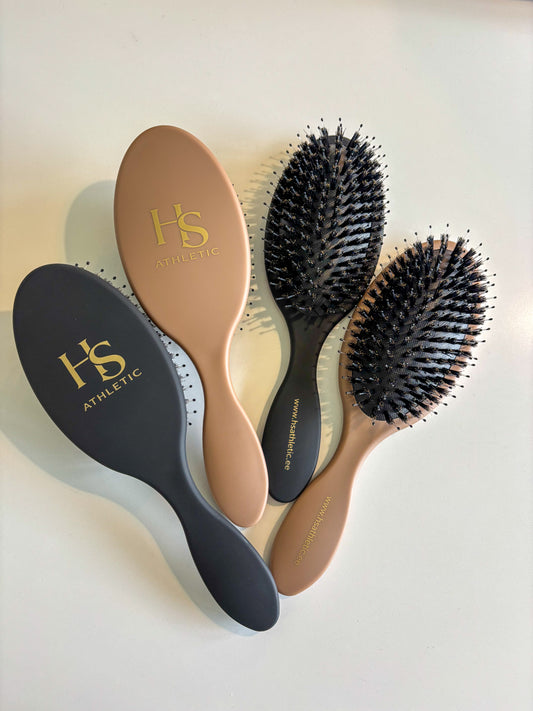 HS Athletic Signature Brush